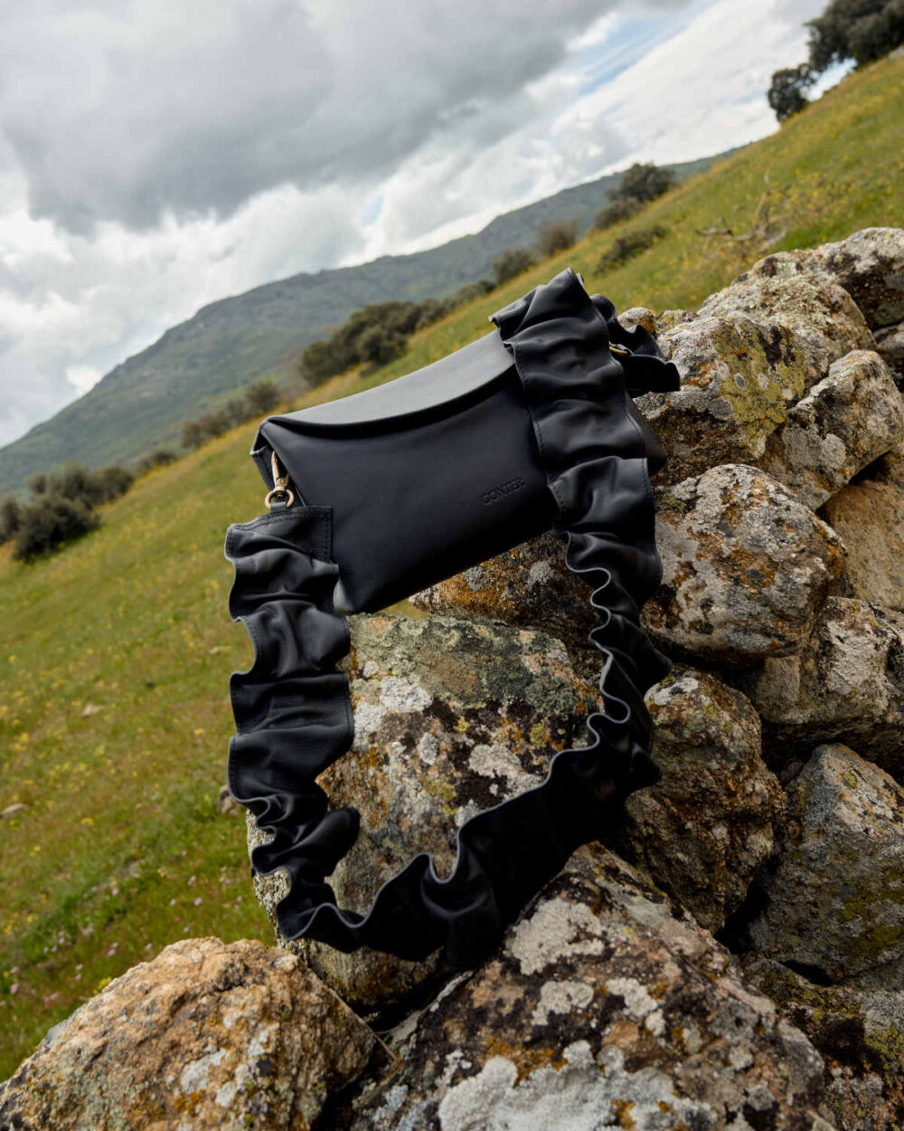 bolso gonter edicion 29003 cuero niger 01
